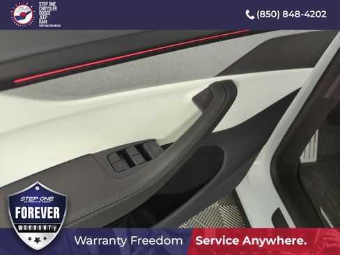 Used 2026 Tesla Model Y Long Range AWD/4WD image 17