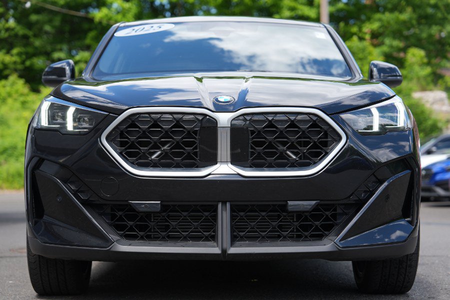 Used 2025 BMW X2 xDrive28i w/ Convenience Package AWD/4WD image 9