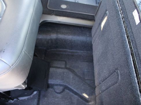 Used 2018 Chrysler Pacifica Touring-L w/ Premium Audio Group image 24