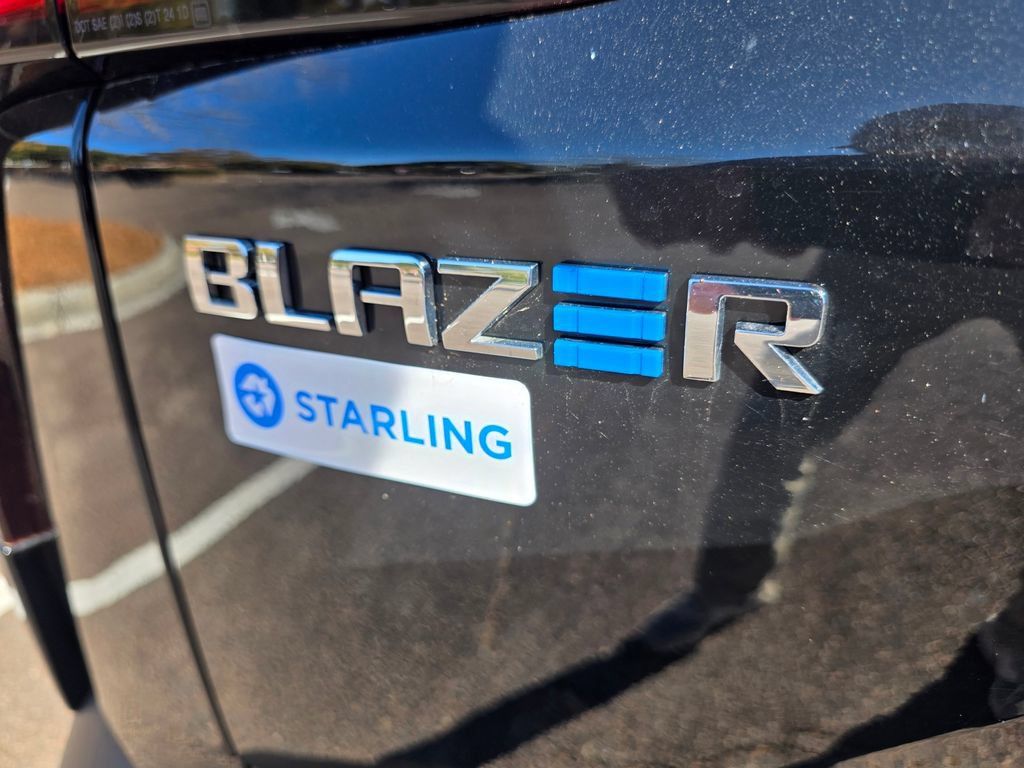 New 2025 Chevrolet Blazer EV LT AWD/4WD image 26