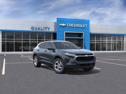 New 2026 Chevrolet Trax LS w/ LS Convenience Package image 1
