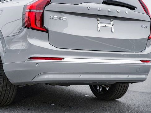 New 2026 Volvo XC90 B6 Ultra w/ Protection Package image 9