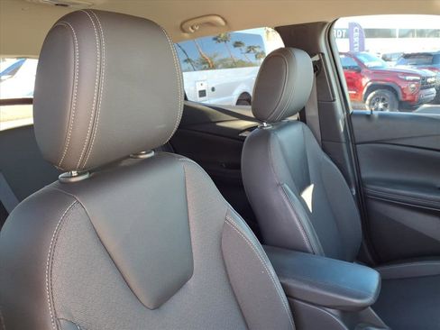 Used 2023 Buick Encore GX Preferred w/ Cold Weather Comfort Package image 12