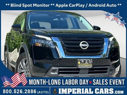 Used 2025 Nissan Pathfinder S w/ Cargo Package