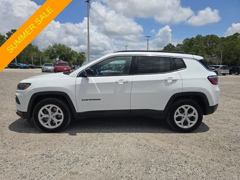 Certified 2024 Jeep Compass Latitude AWD/4WD image 6