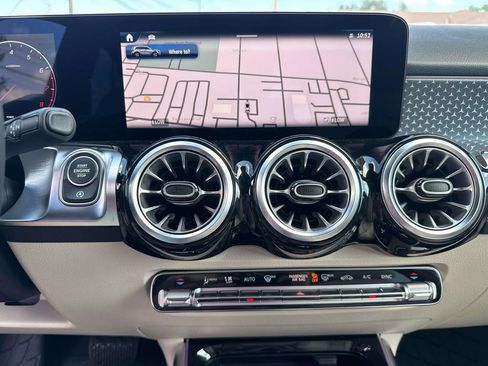 New 2026 Mercedes-Benz GLB 250 image 11