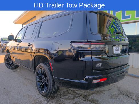 Used 2023 Jeep Grand Wagoneer L Series III w/ Rear Seat Video Group 1 image 6