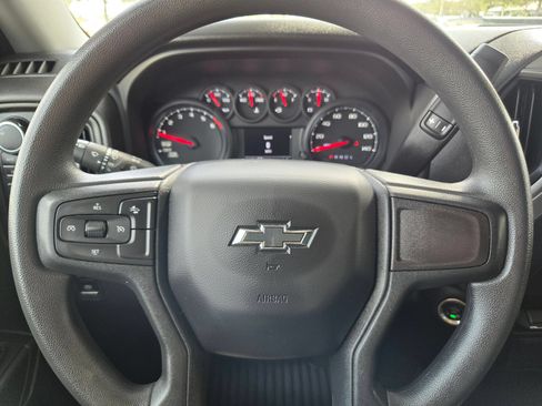 Certified 2025 Chevrolet Silverado 1500 Custom Trail Boss w/ Dark Appearance Package AWD/4WD image 11