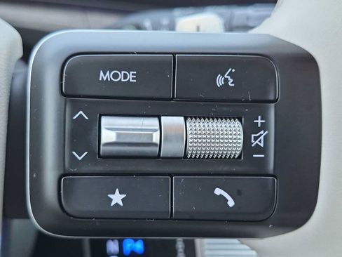 Certified 2025 Hyundai Santa Fe Limited FWD image 26