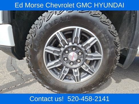 Used 2025 GMC Sierra 1500 AT4 AWD/4WD image 24