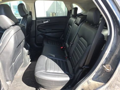 Used 2023 Ford Edge SEL w/ Convenience Package AWD/4WD image 9