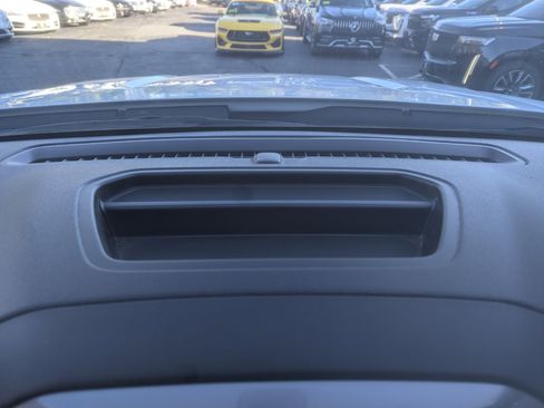 Used 2021 Chevrolet Silverado 1500 Custom image 20