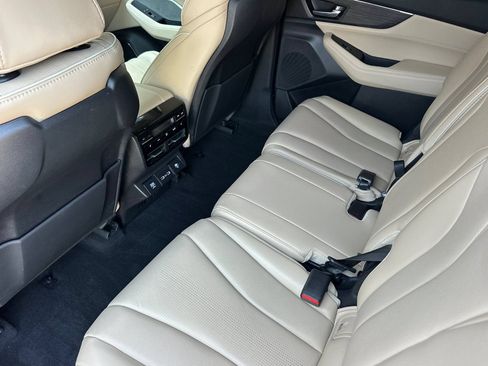 Used 2024 Acura MDX w/ Advance Package AWD/4WD image 12