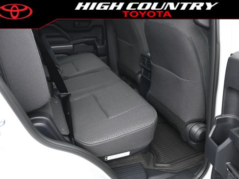 New 2026 Toyota 4Runner SR5 AWD/4WD image 10
