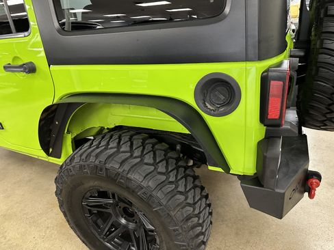 Used 2012 Jeep Wrangler Unlimited Sport image 32