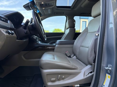 Used 2019 Chevrolet Tahoe LT AWD/4WD image 15