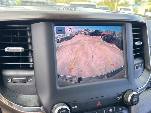 Used 2022 RAM 1500 Laramie image 10