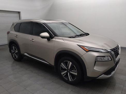 Used 2023 Nissan Rogue Platinum image 11