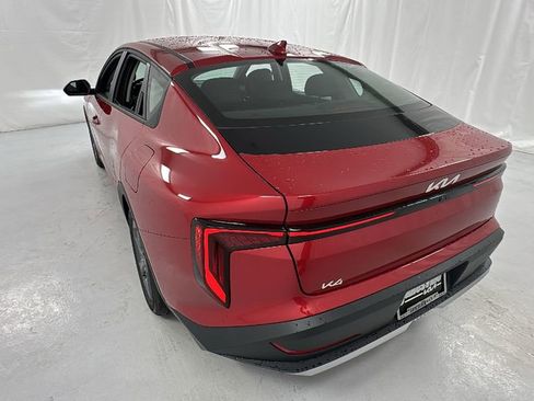 New 2025 Kia K4 LXS image 5