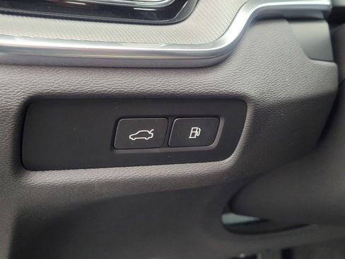 Used 2023 Volvo S60 T8 Ultimate w/ Climate Package image 26