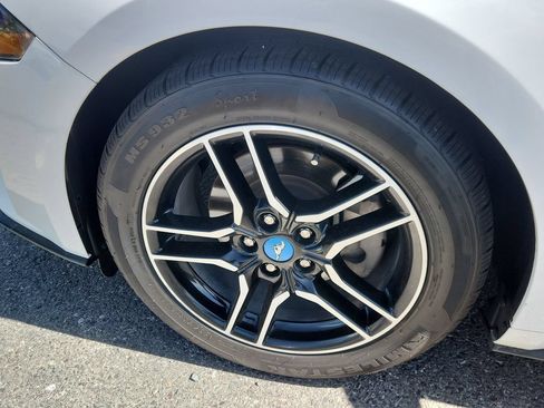 Used 2022 Ford Mustang Premium RWD image 16