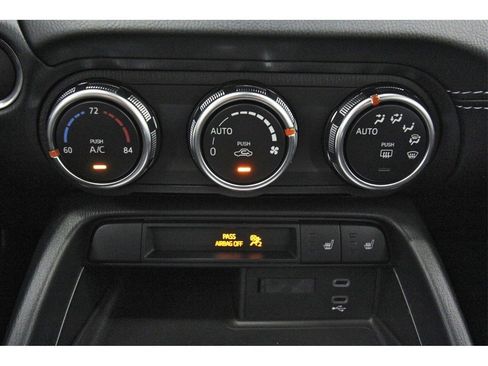 Used 2025 MAZDA MX-5 Miata Grand Touring image 24