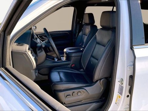 Used 2024 Chevrolet Tahoe LT image 15