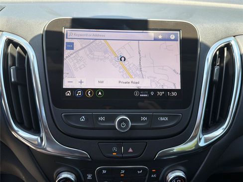 Used 2023 Chevrolet Equinox LT AWD/4WD image 7