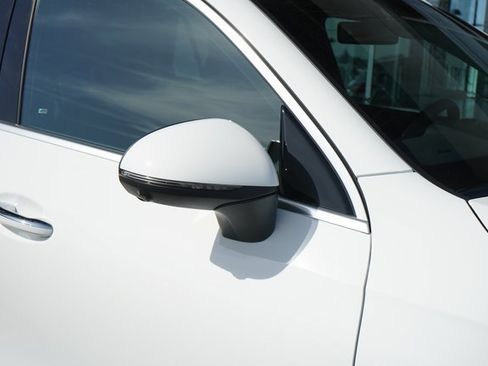 New 2026 Mercedes-Benz GLC 300 image 11