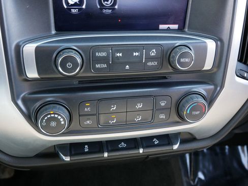 Used 2015 GMC Sierra 2500 SLE AWD/4WD image 18