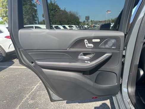 New 2026 Mercedes-Benz GLS 450 4MATIC image 23