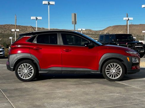 Used 2020 Hyundai Kona SEL image 2