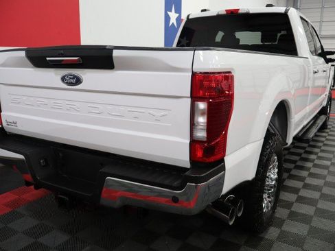 Used 2021 Ford F350 XLT w/ XLT Premium Package AWD/4WD image 22