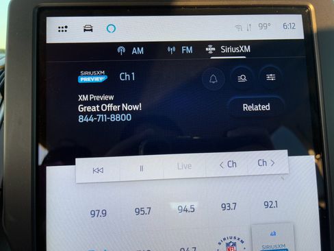 Used 2022 Ford Edge SE w/ Black Appearance Package image 18