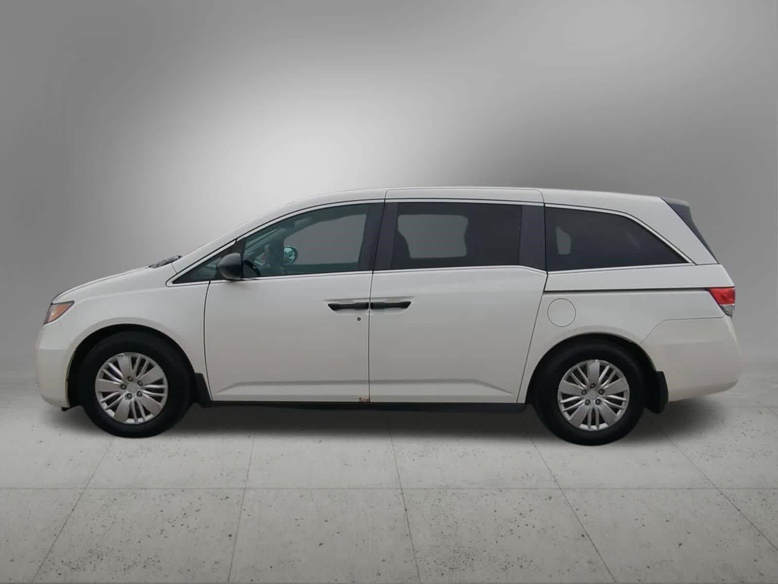Used 2016 Honda Odyssey LX image 3