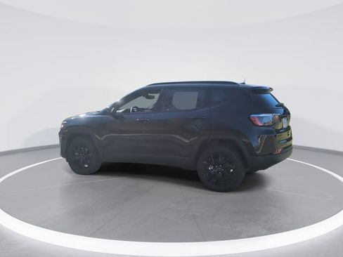 New 2026 Jeep Compass Latitude AWD/4WD image 5
