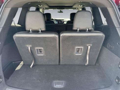 Used 2021 Cadillac XT6 Luxury image 12