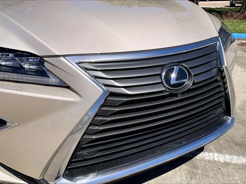 Used 2019 Lexus RX 350 FWD w/ Luxury Package image 26