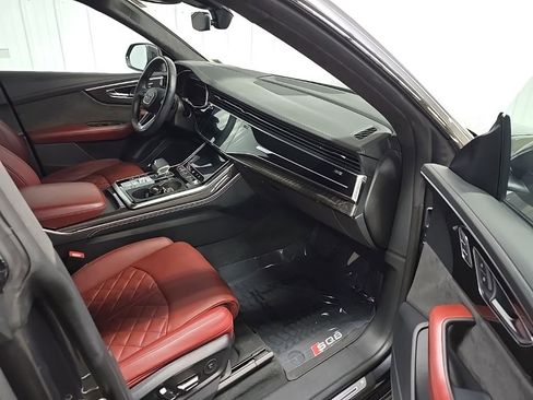 Used 2022 Audi SQ8 Prestige AWD/4WD image 16