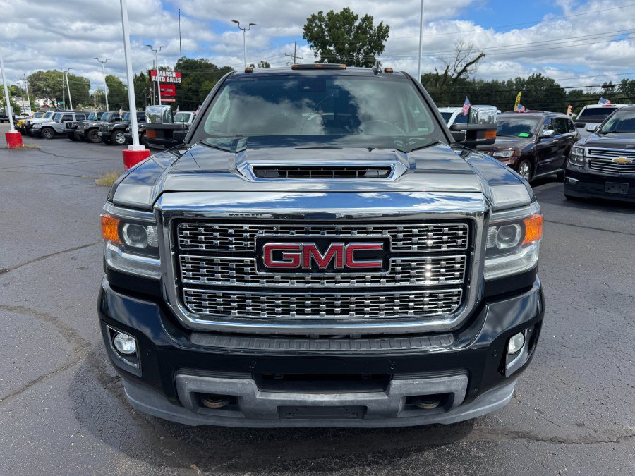 Used 2018 GMC Sierra 3500 Denali AWD/4WD image 8