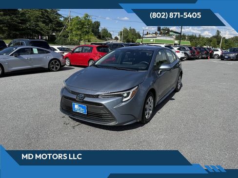 Used 2023 Toyota Corolla LE FWD image 1