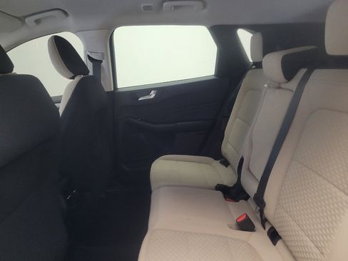 Used 2021 Ford Escape SE w/ Convenience Package FWD image 18