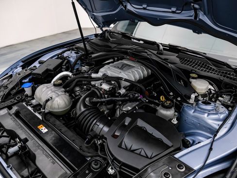 Used 2022 Ford Mustang Shelby GT500 w/ Technology Package image 61