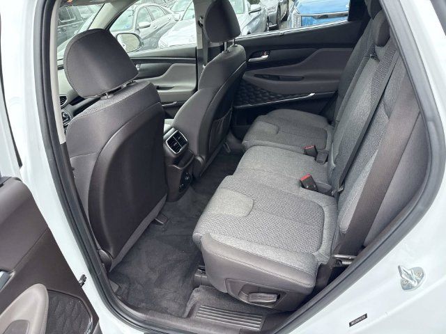 Used 2019 Hyundai Santa Fe SEL FWD image 15