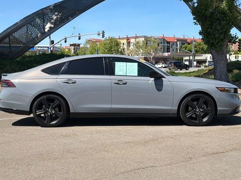 Used 2023 Honda Accord Sport image 3