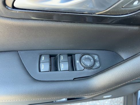 Used 2022 Chevrolet Blazer Premier w/ Enhanced Convenience Package image 10