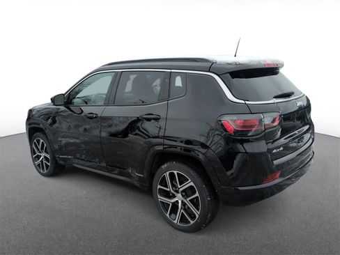 Certified 2024 Jeep Compass Limited w/ Elite Group image 6