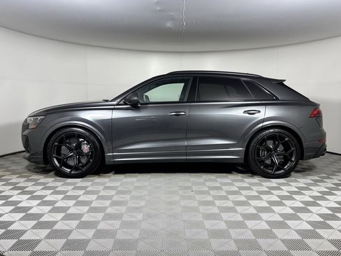 New 2026 Audi RS Q8 performance image 4