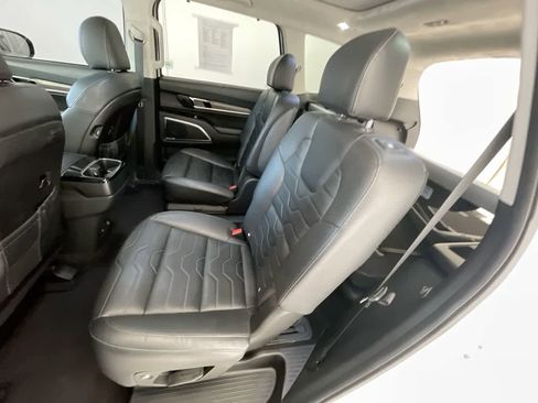 Used 2021 Kia Telluride SX w/ SX Prestige Package image 23