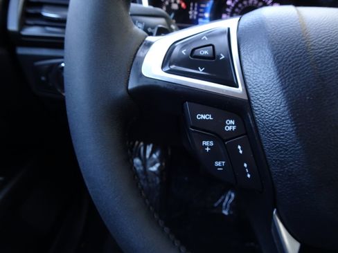 Used 2020 Ford Fusion Titanium image 20